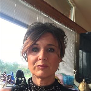 Meet your Posher, Sherrie